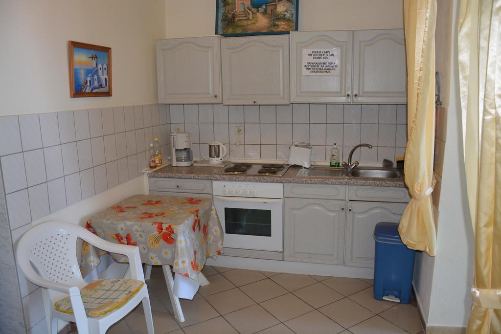 Apartment Alexia House Néos Marmarás
